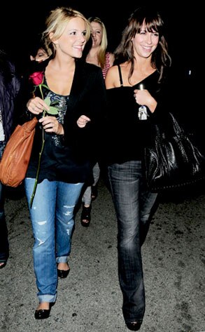 Jennifer Love Hewitt, Ali Fedotowsky