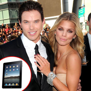 Ipad, AnnaLynne McCord, Kellan Lutz