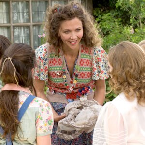 Maggie Gyllenhaal, Nanny McPhee Returns