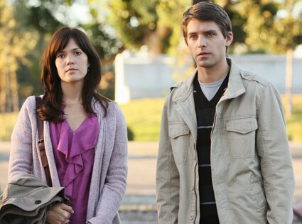 GREY'S ANATOMY, MANDY MOORE, RYAN DEVLIN