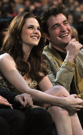 Kristen Stewart, Robert Pattinson Kristen Stewart, Robert Pattinson