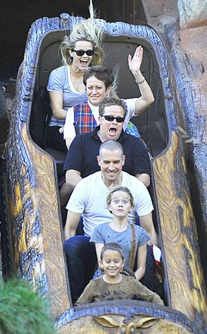 Reese Witherspoon, Ava Phillippe, Deacon Phillippe, Jim Toth