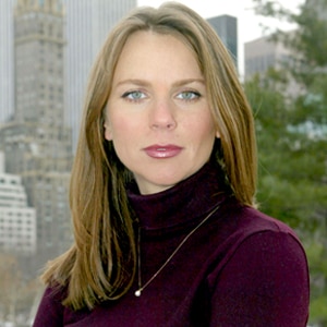 Five Things to Know About LARA LOGAN - E! Online