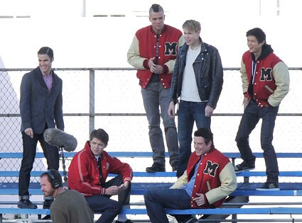 Glee Cast, Cory Monteith, Mark Salling, Harry Shum Jr., Darren Criss, Chord Overstreet