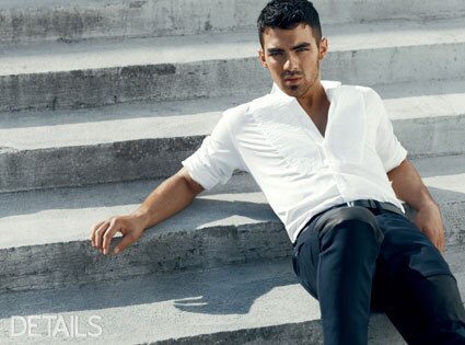  Joe Jonas, Details