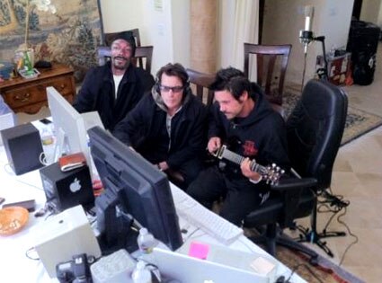 Snoop Dog, Charlie Sheen, Twitter