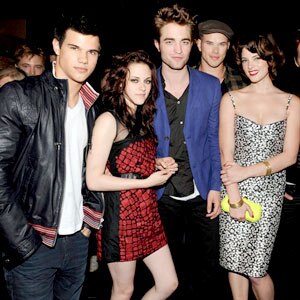Taylor Lautner, Kristen Stewart, Robert Pattinson, Kellan Lutz, Ashley Greene
