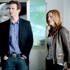 In Plain Sight, Frederick Weller, Mary McCormack