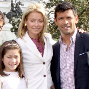 Kelly Ripa, Mark Consuelos, Family