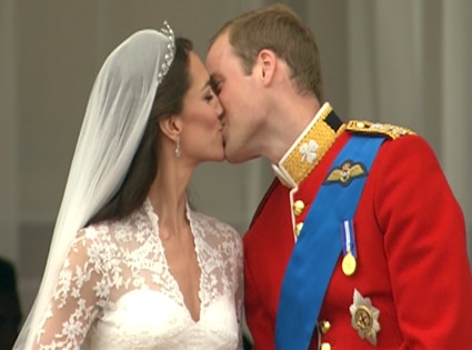kate middleton kiss. Prince William, Kate Middleton