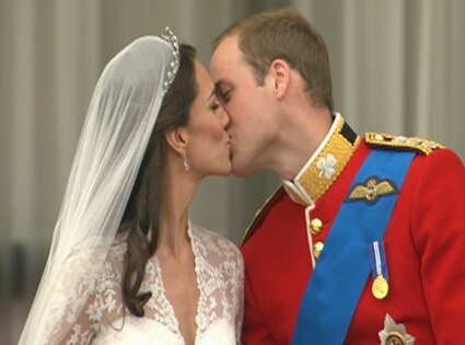 Prince William, Kate Middleton, Kiss