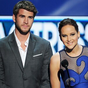 Liam Hemsworth, Jennifer Lawrence