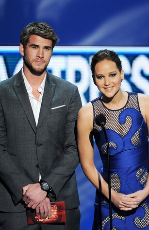 Liam Hemsworth, Jennifer Lawrence