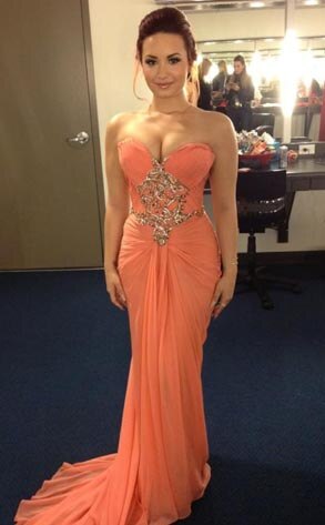 Twitter, Twit Pics, Demi Lovato