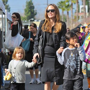 Angelina Jolie, Shiloh Pitt, Knox Pitt, Pax Pitt