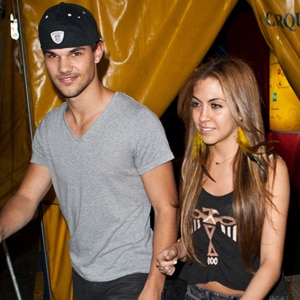Taylor Lautner, Sara Hicks
