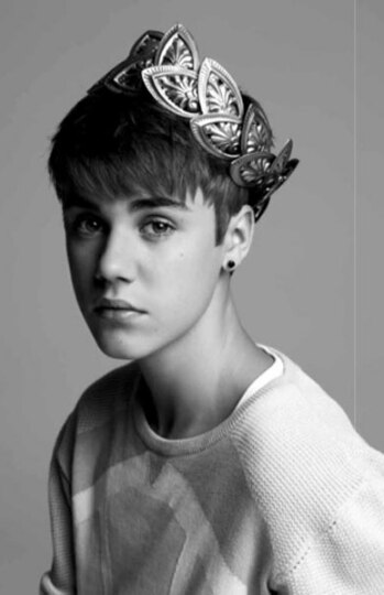 Justin Bieber, V Magazine