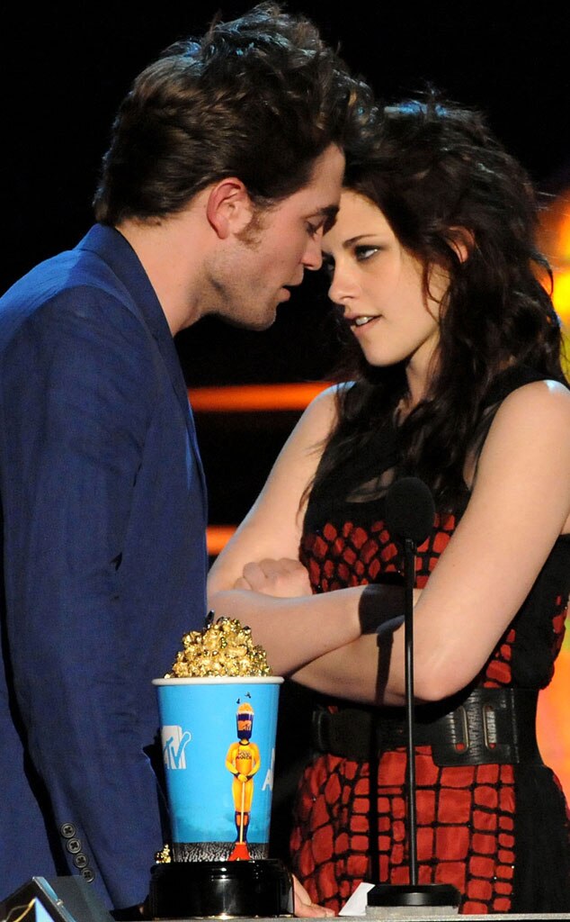 Robert Pattinson, Kristen Stewart Robert Pattinson, Kristen Stewart