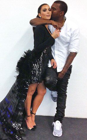 Kim Kardashian, Kanye West, Twit Pic Kim Kardashian, Kanye West, Twit Pic