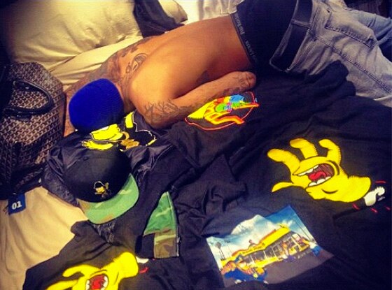 Chris Brown, Rihanna, Instagram