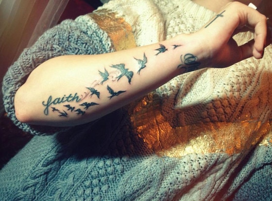 Demi Lovato, Tattoo, Twit Pic Demi Lovato, Tattoo, Twit Pic