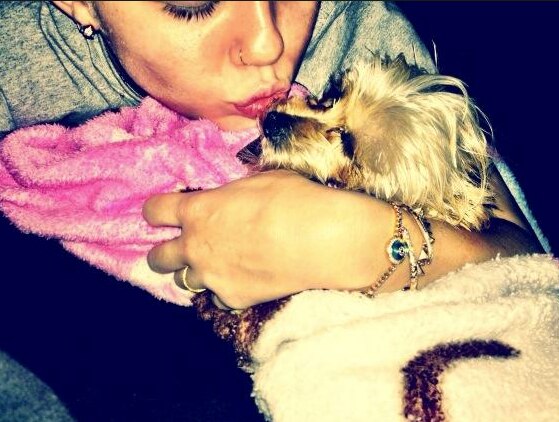 Miley Cyrus, Lila