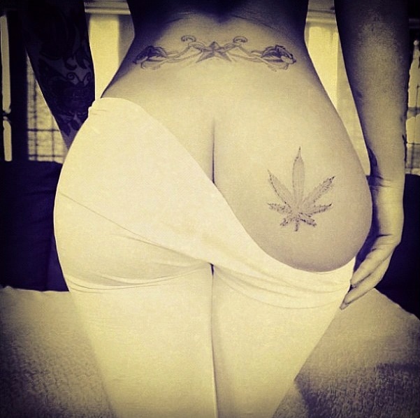Rihanna, Instagram