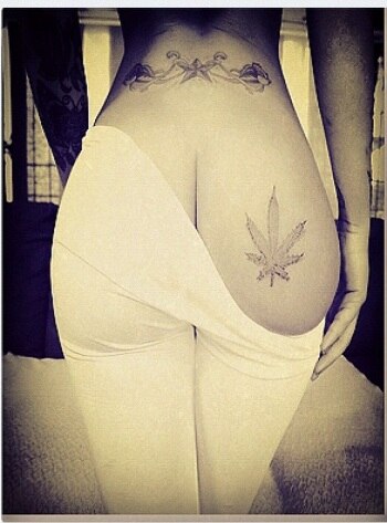 Rihanna, Instagram