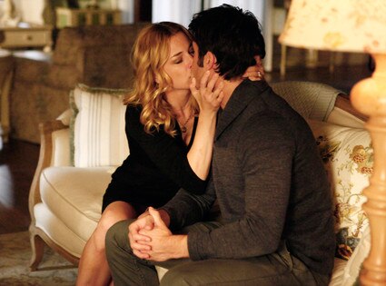 Revenge, Emily VanCamp, Josh Bowman