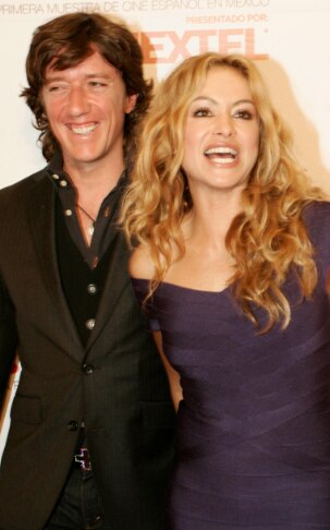 Paulina Rubio, Colate