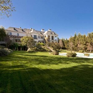 Michael Jackson Home, 100 N Carolwood Dr.