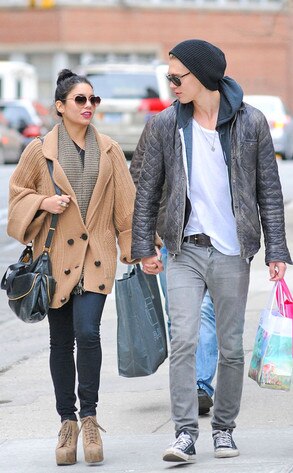 Vanessa Hudgens, Austin Butler