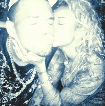 Karreuche Tran y Chris Brown