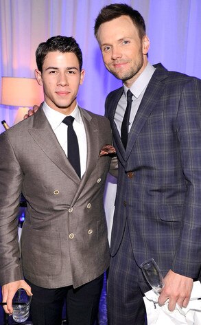E! Upfront, Nick Jonas, Joel Mchale
