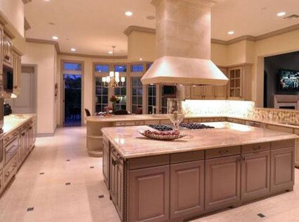 Justin Bieber, Calabasas Home