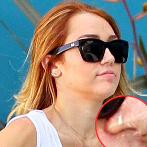 Miley Cyrus with nose ring