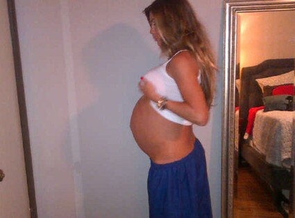 Rachel Uchitel, Twit Pic