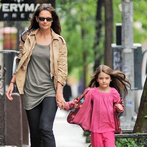 Katie Holmes, Suri Cruise