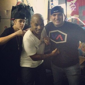 Justin Bieber, Mike Tyson, Twit Pic
