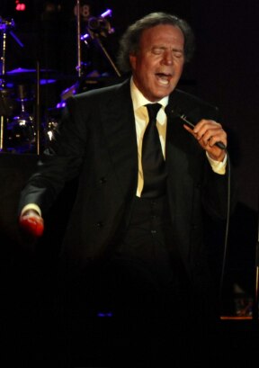 Julio Iglesias
