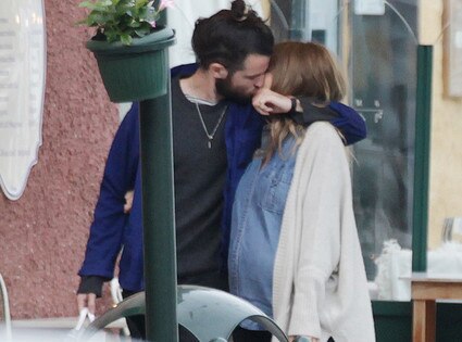 Tom Sturridge, Sienna Miller