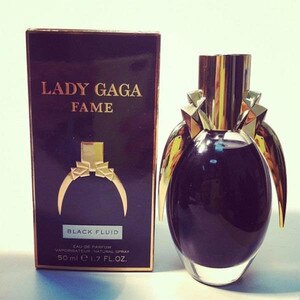 Lady Gaga, Fame Perfume, twit pic