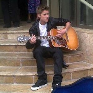 Justin Bieber, Twitter