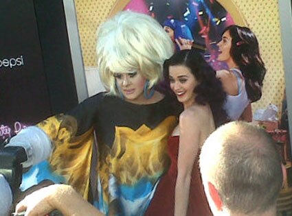 Katy Perry, Twitter
