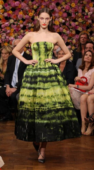 Dior, Facebook