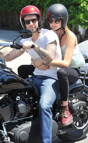Adam Levine, Behati Prinsloo Adam Levine, Behati Prinsloo