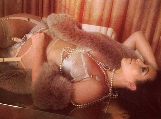 Kim Kardashian, Twit Pic