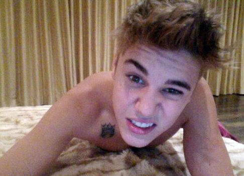 Justin Bieber, Twitter, Twitpic
