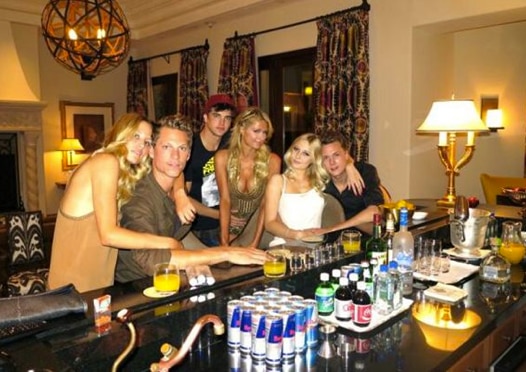 Paris Hilton, Twitter