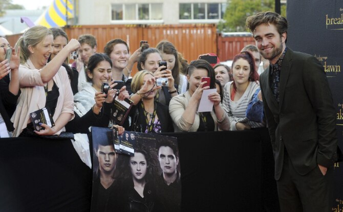 Robert Pattinson